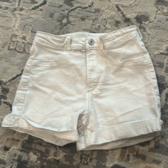 H&M Superstretch Denim Shorts - Picture 2 of 6